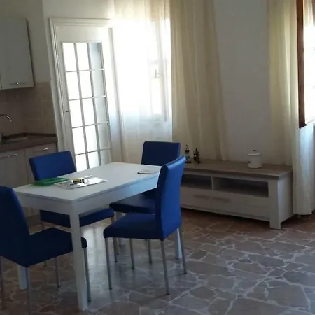 Apartment Green